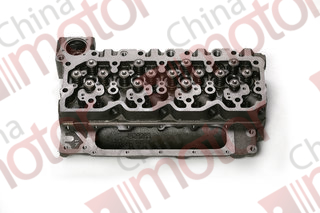 Головка блока цилиндров (ISBe,ISDe) V=4.5 в сб.{Камаз,ПАЗ-3204,КАВЗ-4235-3*,ZK6852HG,ZK6737D,XML6845J)   4934249,5311253,3973655 "CM"