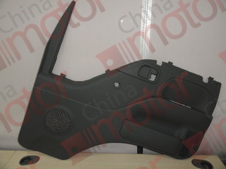 Обивка двери правая ISUZU 71/75 (8975822804) NKR94 "CM"