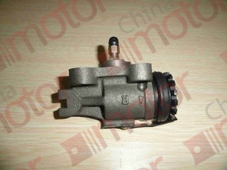 Цилиндр тормозной передний правый JMC (прокачной)