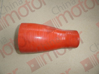 Патрубок интеркулера (ZK6852HG) прямой, перходной D63-D102