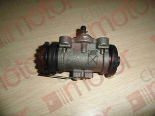 Цилиндр тормозной задний правый JMC 1032 3502210А (прокачной)