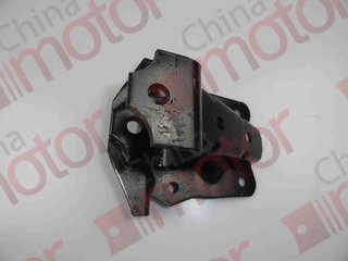 Кронштейн рессоры задней (передний) ISUZU NQR71,NQR75, JMC d18 mm "CM"