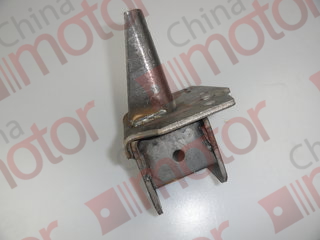 Кронштейн рессоры передней правой (передний) d56 mm ISUZU NKR55, JMC "CM"