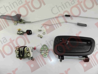 Замок двери правой передней FOTON 1039,1049С,1069 (замок+ручки наружная+внутренняя+личинка) (монтажный комплект)