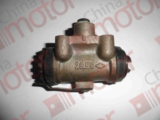 Цилиндр тормозной заднего правого колеса (задний) FOTON 1049А, 1041 (проходной)