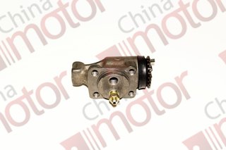 Цилиндр тормозной переднего правого колеса (задний) FOTON-1049А, 1041 (проходной)