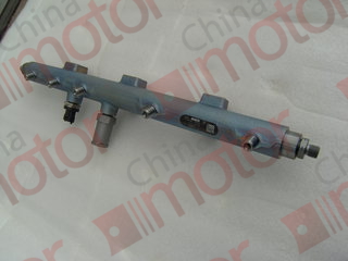 Рампа топливная (ISLe,QSL9 CM850) E-3  в сб. с датчиком и клапаном, 290,300,310,325,340,350,375л.с.,DFL3251,,ZK6129H,Спец.Техника,3963815, "BOSCH"