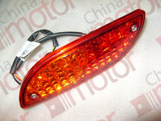 Фонарь габаритный задний верхний правый XMQ6120, XMQ6127 красный с повторителем (RH) "Аналог"