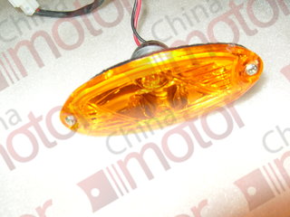 Фонарь габаритов передний верхний желтый, 108x41, винты M4x2-L96 XMQ6127, XMQ6800, XMQ6900 "Аналог"
