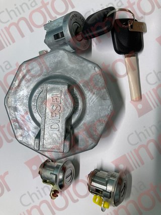 Личинки замка зажигания(1шт) и дверей(2шт)+ крышка топливного бака ISUZU NQR75 (комплект) "ISUZU"