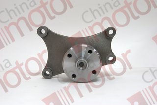 Кронштейн шкива вентилятора (ISF2.8) Foton Tunland 2.8 4x4, в сб. (фланец без резьбы крепления вискомуфты и 4 отверстия для шкива) "Оригинал"