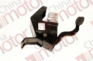 Кран тормозной главный DFA1065C в сборе с кронштейном и педалью "Оригинал"