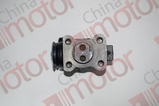 Цилиндр тормозной ABS передний левый ISUZU NMR85 передний (проходной) "CM"