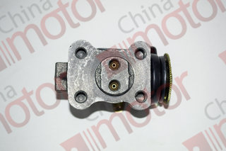 Цилиндр тормозной ABS передний правый ISUZU NMR85 передний (проходной) "CM"