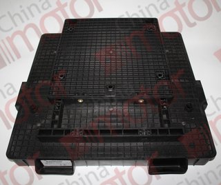 Поддон аккумулятора 523x492мм ZK6122H9 (пласт.)