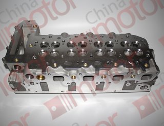 Головка блока цилиндров 4JJ1 ISUZU NMR85 "CM" (НЕ В СБОРЕ)