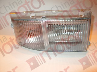 Фара противотуманная ISUZU FVR34/CYZ52 правая (комбинированная с указателем поворота) "CM" (в бампере)