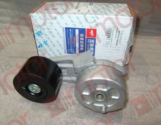 Натяжитель ремня YC6MK340N-50 в сборе YUCHAI
