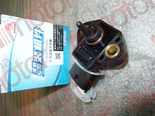 Датчик давления и температуры масла (WP10.336) ZK6122H9 2021--> "Оригинал"