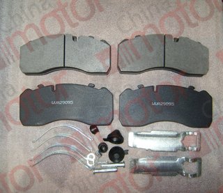 Колодки тормозные Knorr SB6,SN6 ЛиАЗ 4292.60 дисковые (210x92,5x30) комплект 4 шт (с установочными комплектом) "СМ"