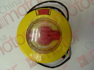 Кран аварийного открывания дверей XML6126JR (наружный) "Оригинал" (круглый d112, d90, 3-фишки, воздух с одной стороны, крепление 82x56))