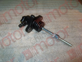 Цилиндр сцепления рабочий QINGLING QL1080AK, ISUZU NKR55 (1-1/16)" 8980412920,8972120150 1607530-PA11B