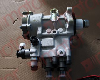 Насос топливный высокого давления (ТНВД) QINGLING QL1110AN Bosch F/700P CB28 0445025662