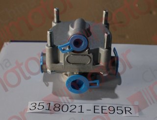 Клапан ускорительный (EBS) QINGLING QL1110AN 35180011510 порты: 3-M22x1.5, 1-M16x1.5; шпильки M8 74x74