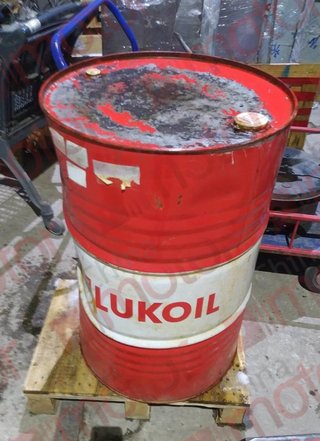 Масло индустриальное И-20А бочка 216,5 л ЛУКОЙЛ "УЦЕНКА" (вмятина, ржавчина на металле бочки)