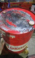 Масло индустриальное И-20А бочка 216,5 л ЛУКОЙЛ "УЦЕНКА" (вмятина, ржавчина на металле бочки)