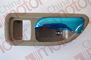 Ручка двери внутреняя левая в сборе (бежевый салон) GW Hover H2 "Аналог" "CM"