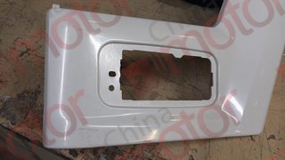 Накладка двери левая ISUZU FVR34 (белая) "CM" "УЦЕНКА" (мелкие царапины, потертости)